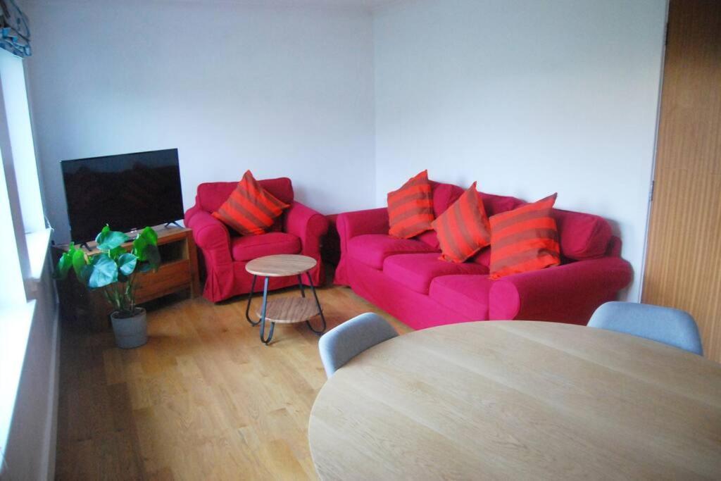 Central Two Bed Flat Close To Arthur'S Seat And University Edinburgh Exterior photo