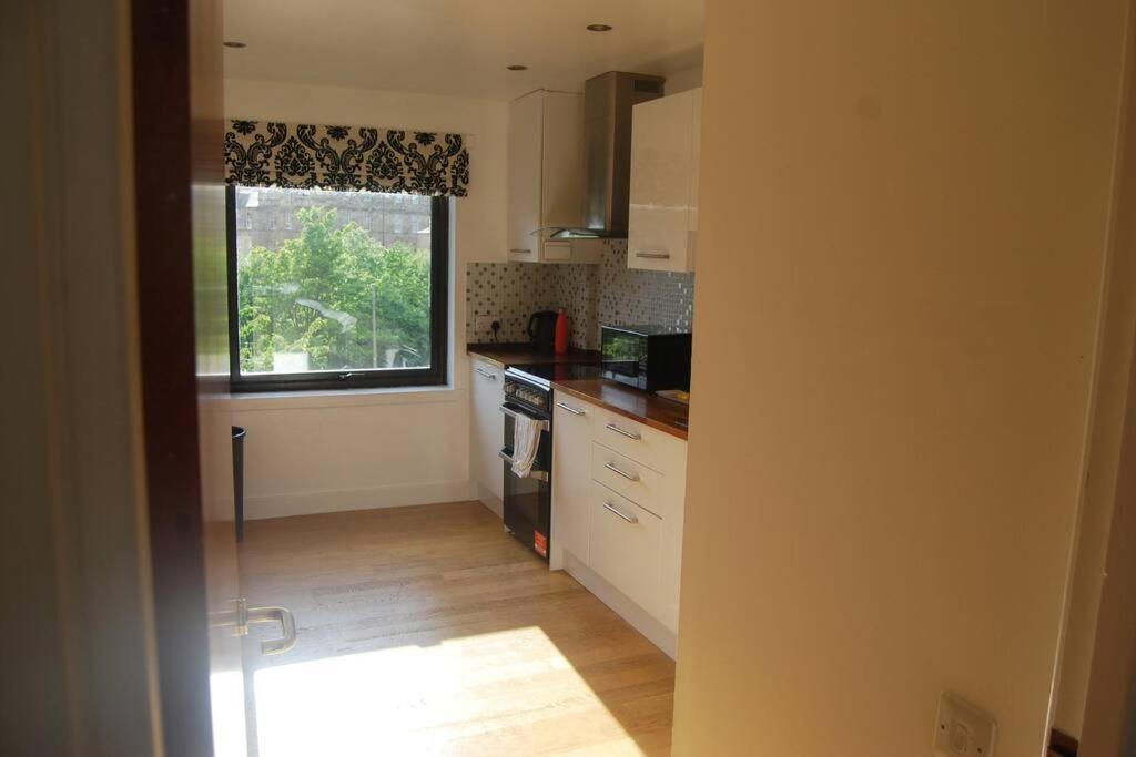 Central Two Bed Flat Close To Arthur'S Seat And University Edinburgh Exterior photo